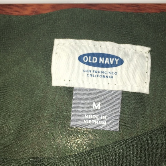 Green mesh light shirt (spaghetti straps) - Picture 2 of 6